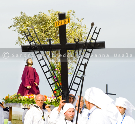 Processione dei Misteri di San Michele - Congregazione Mariana degli Artieri di Cagliari - Immagini di Sandrina Pireddu e Giovanna Usala