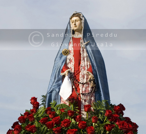 Madonna addolorata - Congregazione Mariana degli Artieri di Cagliari - Immagini di Sandrina Pireddu e Giovanna Usala